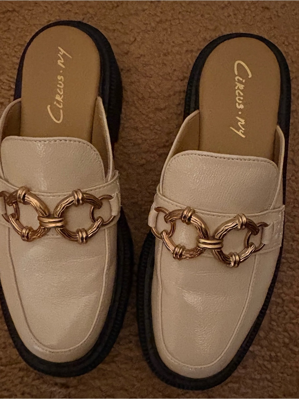 Circus by Sam Edelman Cream Leather Chain-Trim Mules